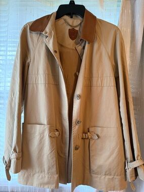 Massimo Dutti Beige Trench Coat with Brown Collar Women’s Medium